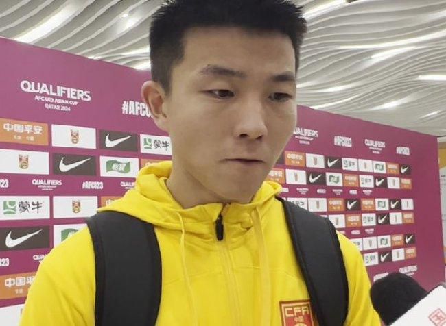 因此，胡阿姨的花园不仅是物理世界，更是一座精神花园。