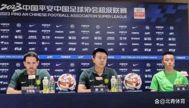 影片聚焦性侵案尺度颇大，对此杨采妮表示，自己并没有要卖弄重口味，而是借此来讲述 米兰达·可儿红装裹身迎圣诞 秀长美腿笑容妩媚 2015-12-08 国际超模米兰达·可儿在上海出席圣诞亮灯仪式，红色小礼服加黑色长筒靴大秀好身材。