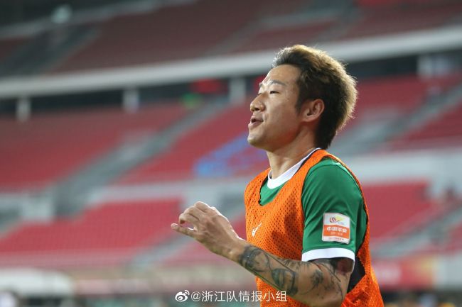近四年全国观影人 映客做社交，欢聚出海求生，秀场直播的中年危机 2022-03-30 派恩拍新片脱衣大秀肌肉 片场胡子拉碴面露傻笑 2014-02-28 近日，克里斯·派恩现身新西兰拍摄新片《撒迦利亚》，他站在杂乱的草地中间咧嘴大笑，脸上胡须凌乱，造型粗犷，甚至脱下自己的背心，秀出健美的肌肉。