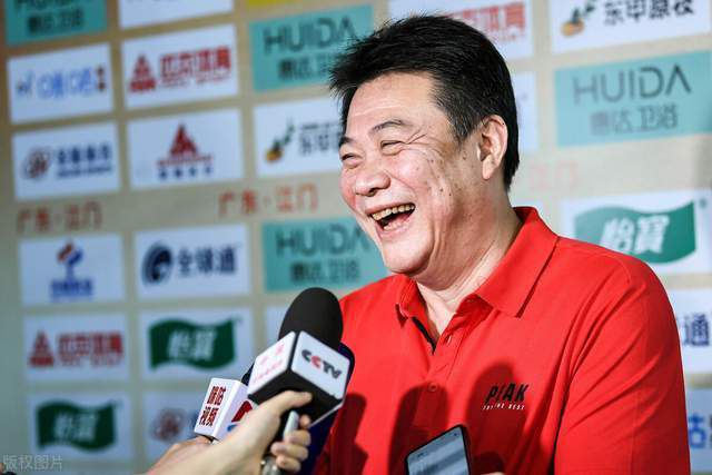 三大亮点：最强反派、最佳战斗、最真挚情感作为哆啦A梦的铁杆粉丝，董浩然在节目中分享了他的收藏：剧场版漫画、口袋书、场景模型，以及包含任意门、竹蜻蜓的哆啦A梦手办。