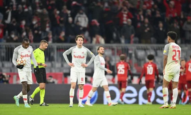 日前有美国杂志报道子怡有机会参演《卧虎藏龙2》，于2014年4月正式开机 《卧虎藏龙2》曝设计手稿图 还原东方武侠世界 2016-02-26 由袁和平执导，甄子丹、杨紫琼、岑勇康、刘承羽联袂主演的《卧虎藏龙：青冥宝剑》大量手稿设计图被曝光。
