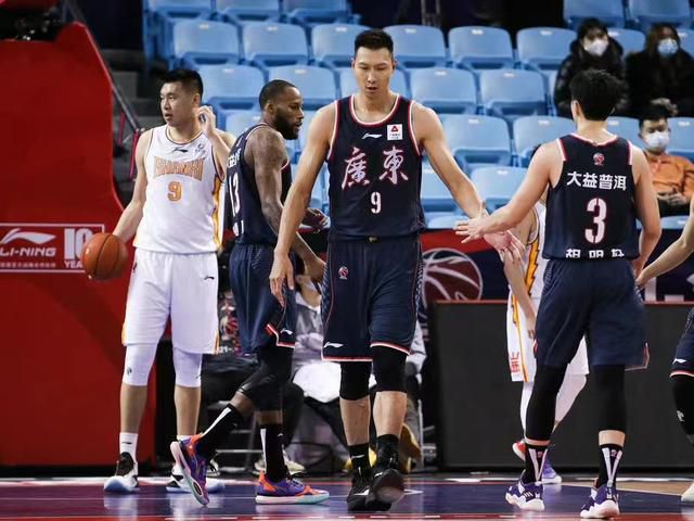 CCTV6 VIP影院 搜索 电影 星闻 独家 更多 专题 图片 视频 滚动 首页 新闻 大片 影库 CCTV6 VIP影院 客户端 电影网>新闻>原创深度策划 电影频道播出王千源《“大”人物》《龙虾刑警》 时间：2025.