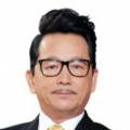 随后有跟进报道称，他的伤势不重，会短时间休息，该剧拍摄也并未停止。
